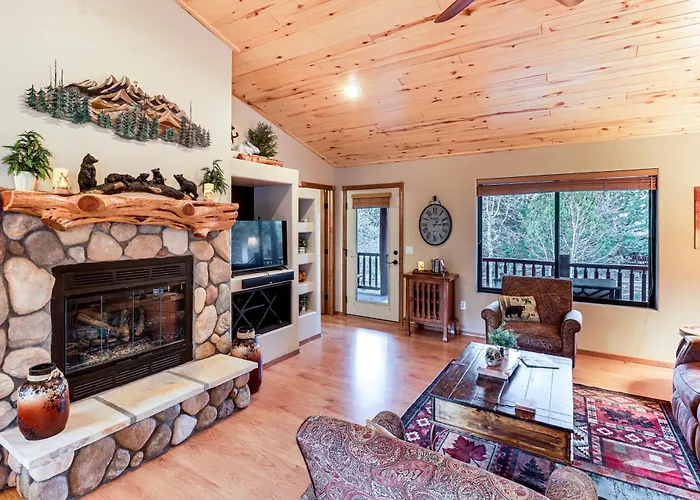 White Mountains Cabin: Near Trails & Access! Holiday home Show Low